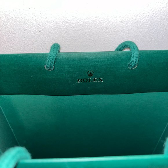 Rolex 2023-2024 coffee table book & Rolex paper bag - Picture 4 of 4